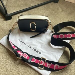 Marc Jacobs camera bag